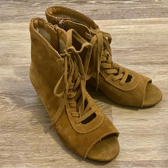 Joyfolie Piper Suede Boots - Picture 2 of 4